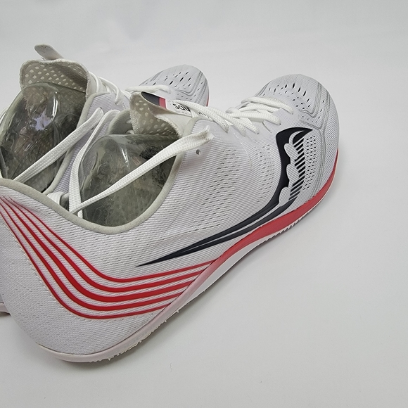Saucony Mens Endorphin 3 White/Vizi Red Running Lightest Spike Shoes Size 12.5M - Picture 4 of 10